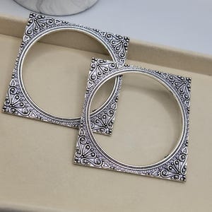 Oxidized silver bangles