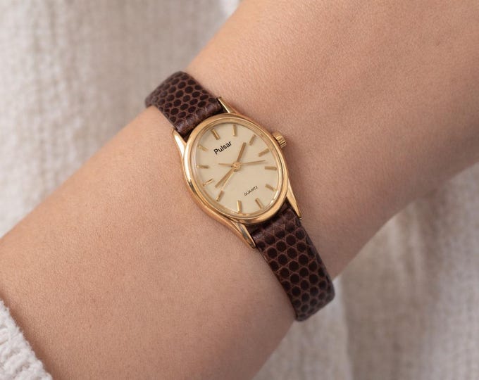 Women's Pulsar Quartz Watch, Gold-Tone Elegance with New Battery Installed Ready