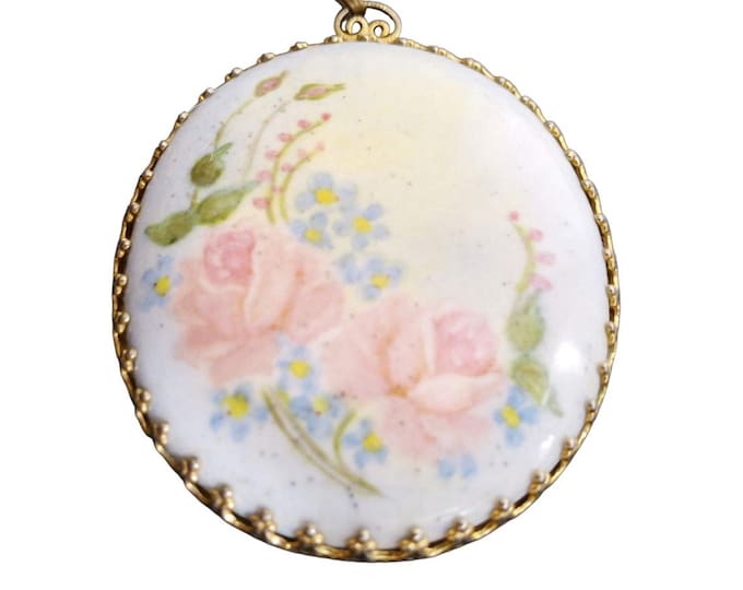 Vintage Cameo Necklace Pink Floral Roses Romantic Whimsy Gold Tone Fairy
