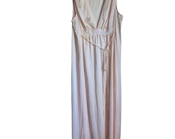 Heiress Ladies Nightgown Size M Semi Sheer Maxi Baby doll Empire Waist Vintage
