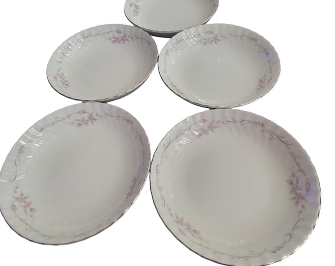 Gold Standard Fruit Bowl Quality Porcelain China Made in Japan MCM Set of 5