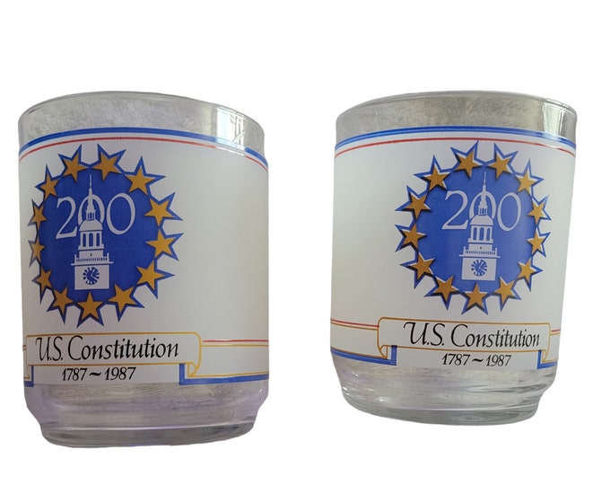 Vintage US Constitution 200th Anniversary We the People Frosted Glasses set of 2