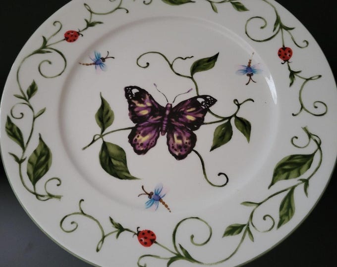 Botanical Gardens Plate Butterfly design in center with Dragonflies and Ladybugs