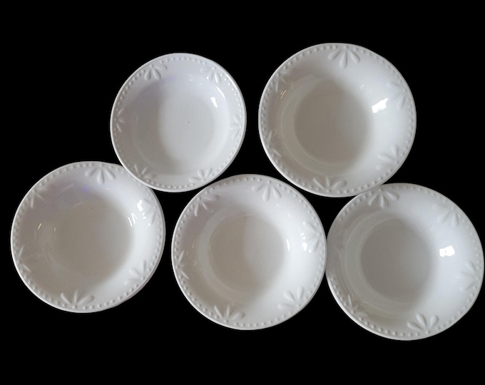 Vintage Totally Today White Ceramic Bowls – Embossed Fan Dot Dinnerware Set (5 Pieces)