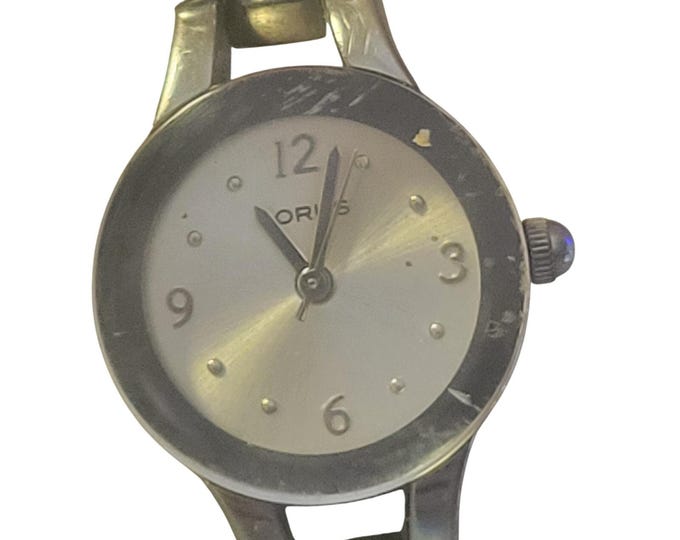 Lorus Ladies Watch Silver Tone Classy Y2K Stainless back Japan Movement