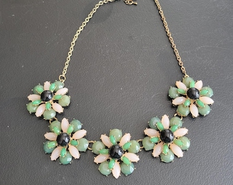 Vintage Necklace Jade Pink Black Flower Gold Tone 18 Inch Bling Whimsy Coquette