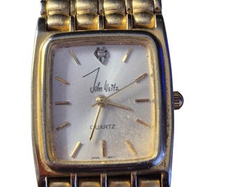John Weitz Womans watch Tank styled Gold Tone Y2K Great Gift Vintage Dress