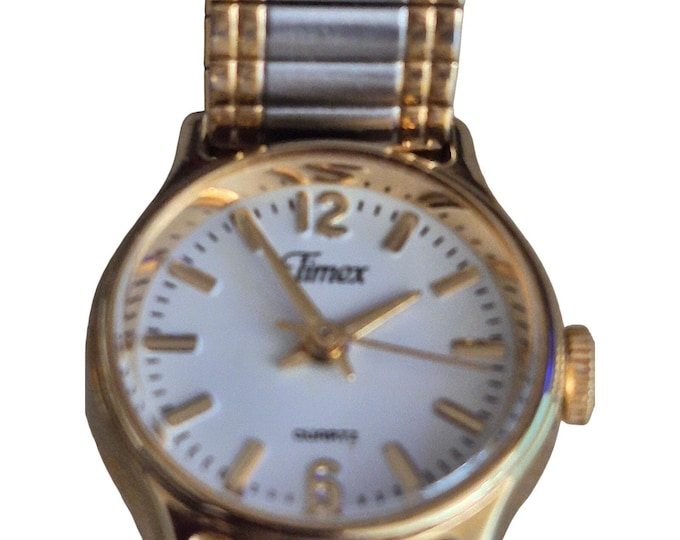 Vintage Women’s Timex Watch Two Tone Metal Bracelet Analog New Battery