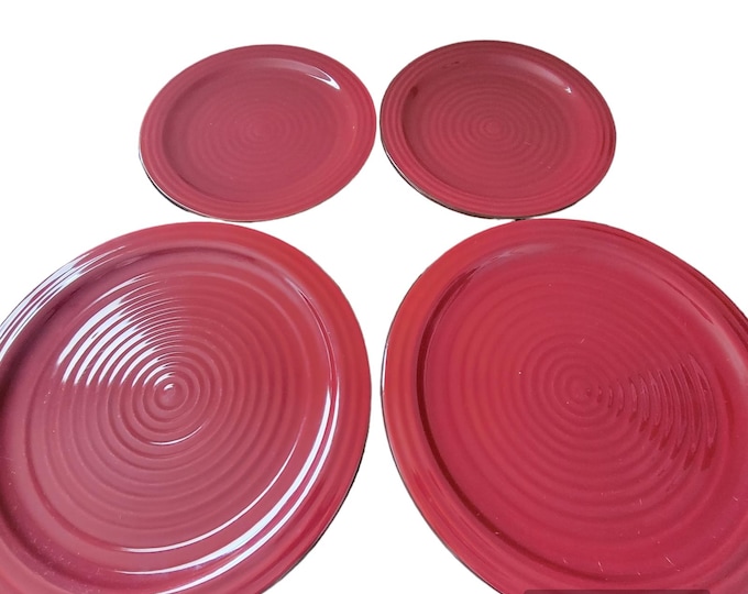 Villa Cortona Artimino 4 Plates 2 Dinner 2 Salad Burgundy Red Swirl Ironstone