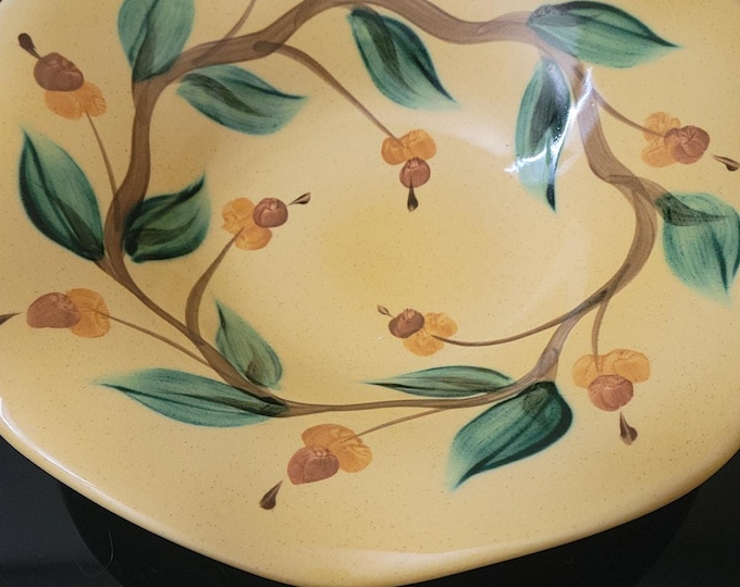 Gail Pittman Pottery Large Yellow Bowl Scallop Edge Acorn Leaves Signed Dated 02