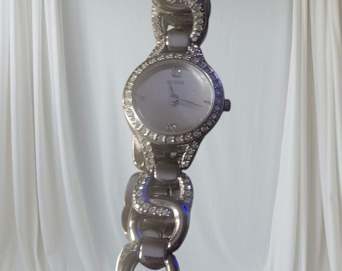 Guess Ladies Watch Elegant Dressy Rhinestone accents 7 inch band New Battery