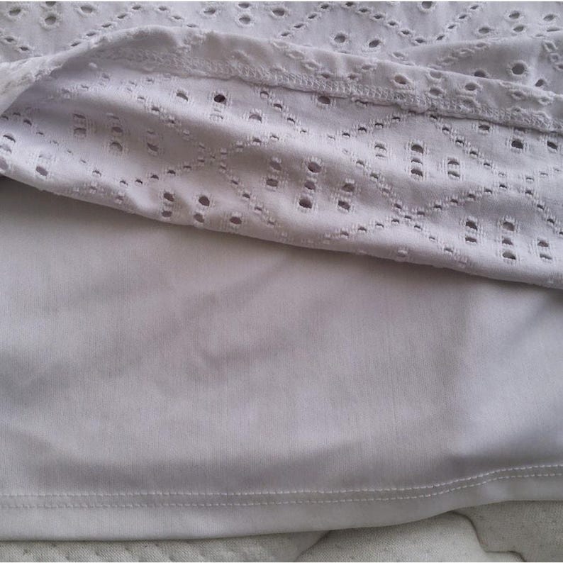 Adrianna Papell White Eyelet Top Size Medium Lined Cottage Fairy Flutter Sleeves image 8