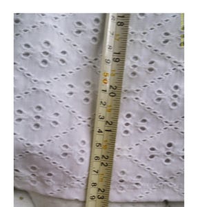 Adrianna Papell White Eyelet Top Size Medium Lined Cottage Fairy Flutter Sleeves image 6