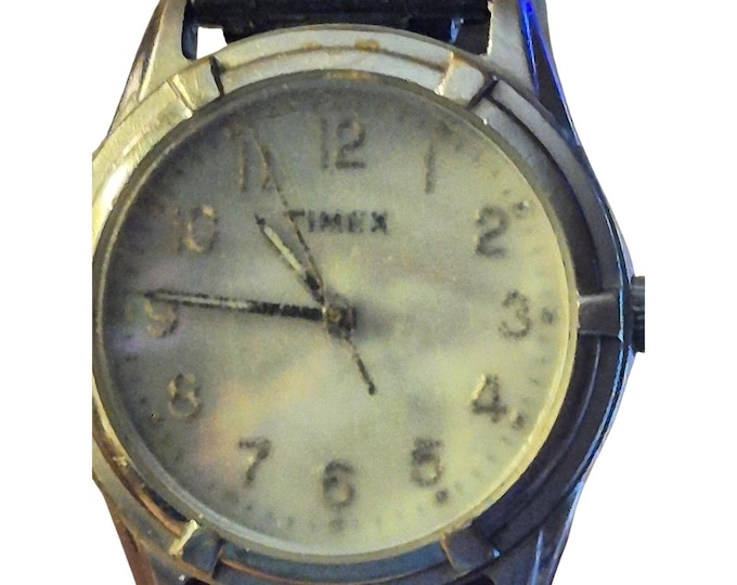 Timex Ladies Watch White Dial Silver Trim New Battery New Band Vintage