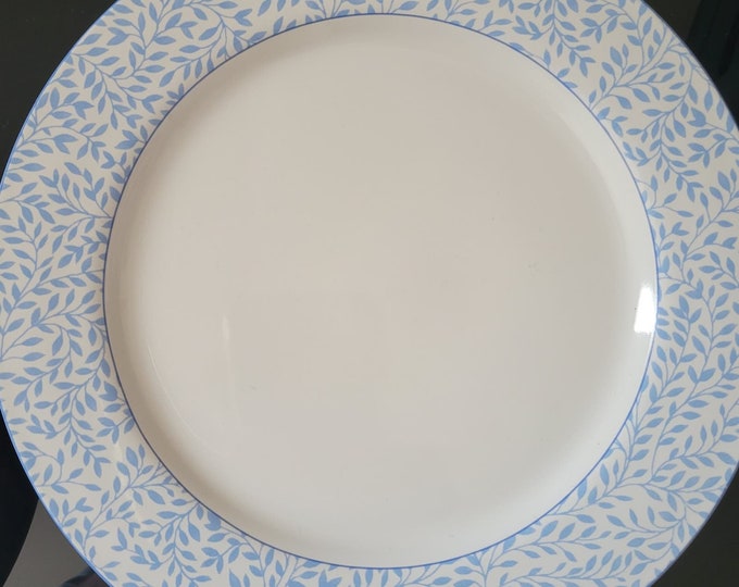 Hallmark Home Collection Alanna Plates by Sakura 1999 White with Blue Edge Set 4