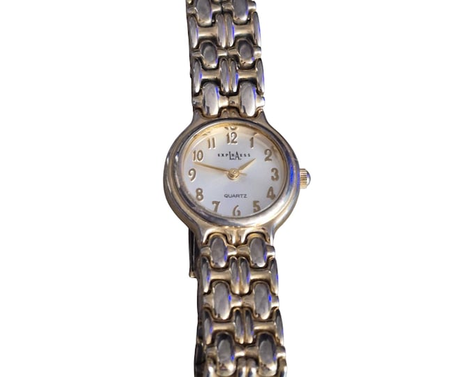 LA Express Womens Watch Vintage Elegant affordable and timeless Matching band