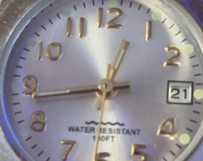 Ladies Watch 27MM Watch face Quartz New Battery Silver Gold Numerals Stylish