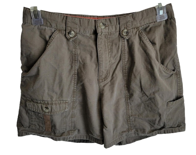 Columbia Sportswear Women's Shorts Size 10 Good condition Hiking or Beach