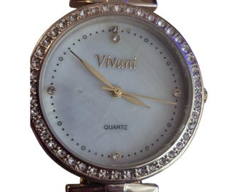 Vintage Vivani Rhinestone Watch – Gold Bezel, Y2K Style