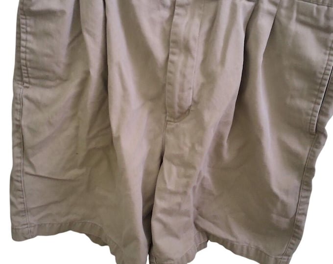 Chaps Khaki Chino Khaki Shorts Size 36 100% Egyptian Cotton Pleated Shorts Read
