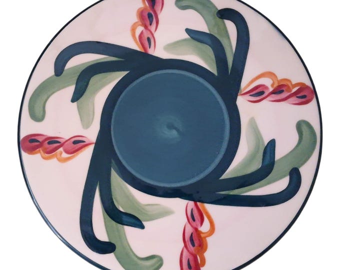 Gail Pittman Trivet Dated 1988 Green curving arms around a Green Center