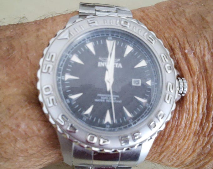 Invicta Pro Diver 12554 Mens Watch Silver Stainless Steel Carbon Fiber Dial 200M