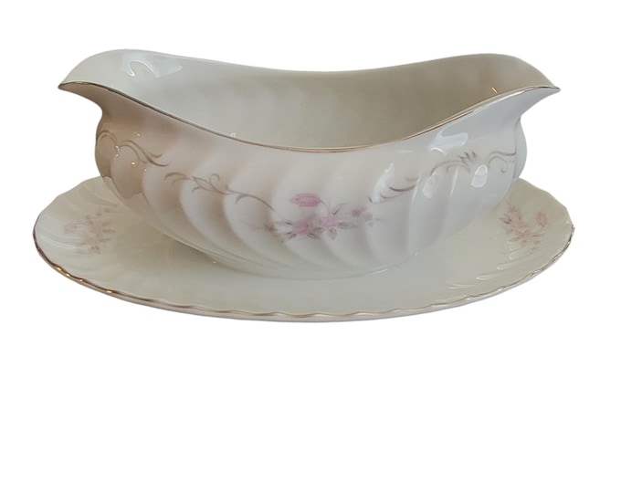 Gold Standard Gravy Boat with Underplate Porcelain China Made in Japan MCM