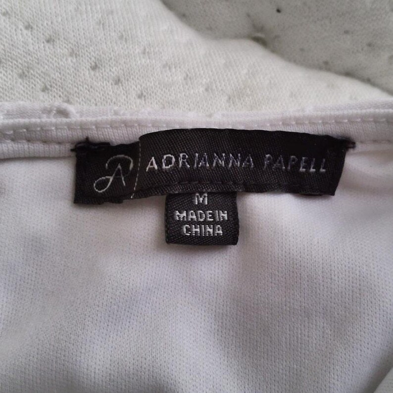 Adrianna Papell White Eyelet Top Size Medium Lined Cottage Fairy Flutter Sleeves image 2