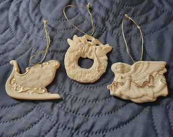 Vintage Porcelain Ornament Gift Set Box -2001 Avon Exclusive 3 ornaments with 24 Karat trim