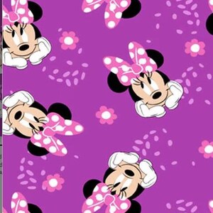 Handgemaakte fleece stropdasdeken met schattige Minnie Mouse-print