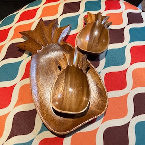 Set of 3 MCM Pod Monkey Wooden pineapple serving bowls/dishes