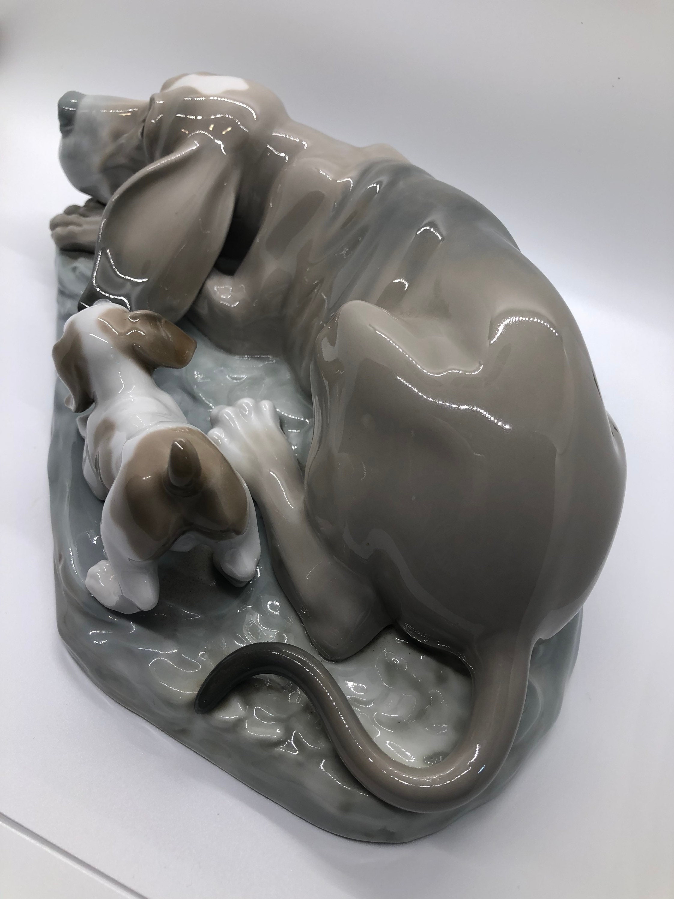 Retired Rare 1984's Nao by Lladro Spain Porcelain Dog