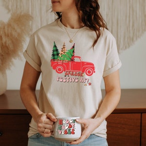 Merry Christmas,Christmas Shirt,Christmas T-shirt,Christmas Gifts,holiday shirt,santa shirt,Xmas, Trees trucks shirts, men shirts,dad shirts