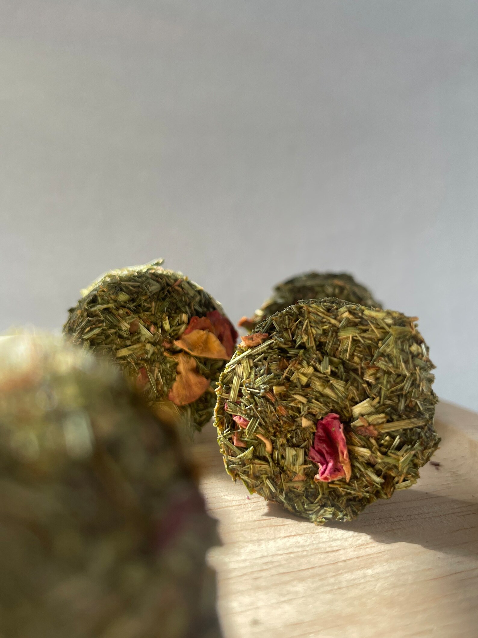 Rose Cakes | for Guinea Pigs, Rabbits, and Other Small Animals | Oat ...