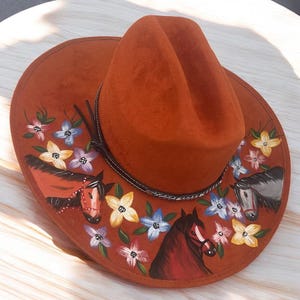 Hand Painted Suede Mexican Hat, Hand Painted Cowgirl Hat, Mexican Artisanal Hat