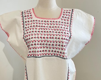 Mexican Tacuate huipil, Oaxaca huipil, Hand Embroidered Blouse, Mexican boho Top, Amuzgo Huipil, Oaxaca Huipil, Fits M/L/XL