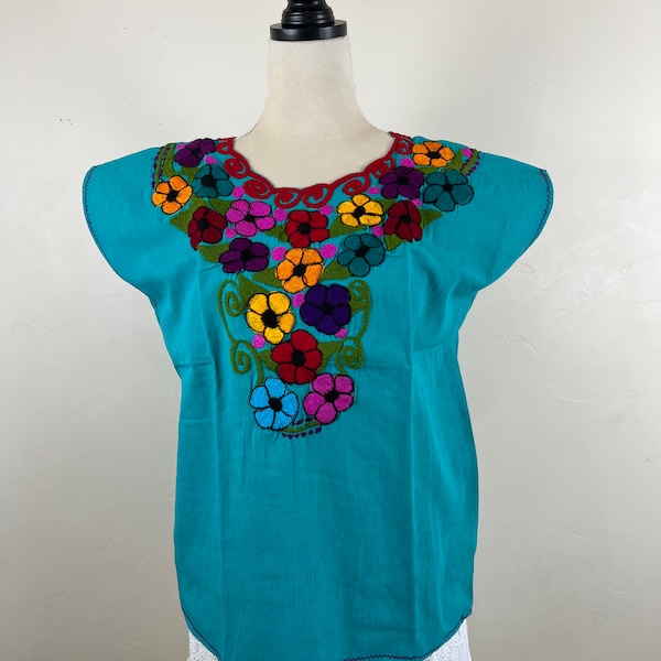Hand Made Mexican Blouse, Embroidered Top, Manta Cotton Mexican Blouse, Mexican Huipil, Artisanal Clothing, Traditional Mexican Shirt