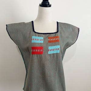 Handwoven Oxchuc Huipil Blouse, Mexican Blouse, Artisanal Clothing, Loomed Blouse, Maya Huipil Blouse, Fits S/M/L