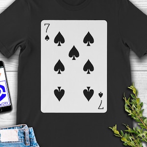 Sieben der Pik Jack Spielkarte T-Shirt.