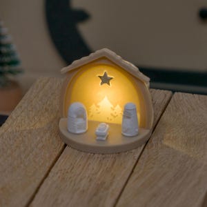 Miniatur Krippe mit Licht | Wichtel Weihnachtskrippe mit Maria, Josef & Jesuskind | leuchtende Kulisse aus PLA | Zubehör für Wichteltür