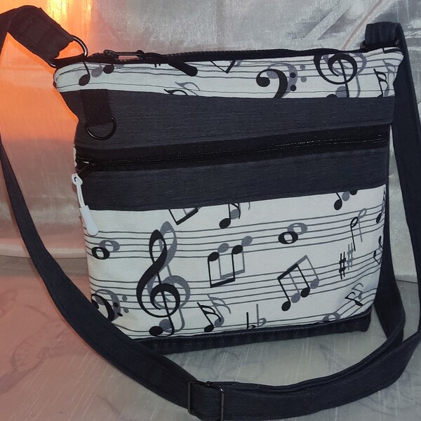 Handtasche Schultertasche Jeanstasche Unikat Patchwork Upcycling Umhängetasche  Noten Notenschlüssel Musik