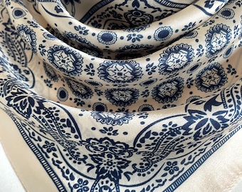 100% Silk Twill Luxury Scarf Square Pure Silk Bandana Head  display picture 3
