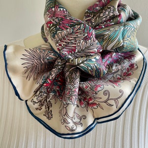 100% シルクツイル スカーフ ショール シルク ヘア ヘッドスカーフ 35x35” 90 x 90 cm クリーム トロピカル ガーデン プランツ ラージ シルク スカーフ スクエア オールシーズン 彼女へのギフト