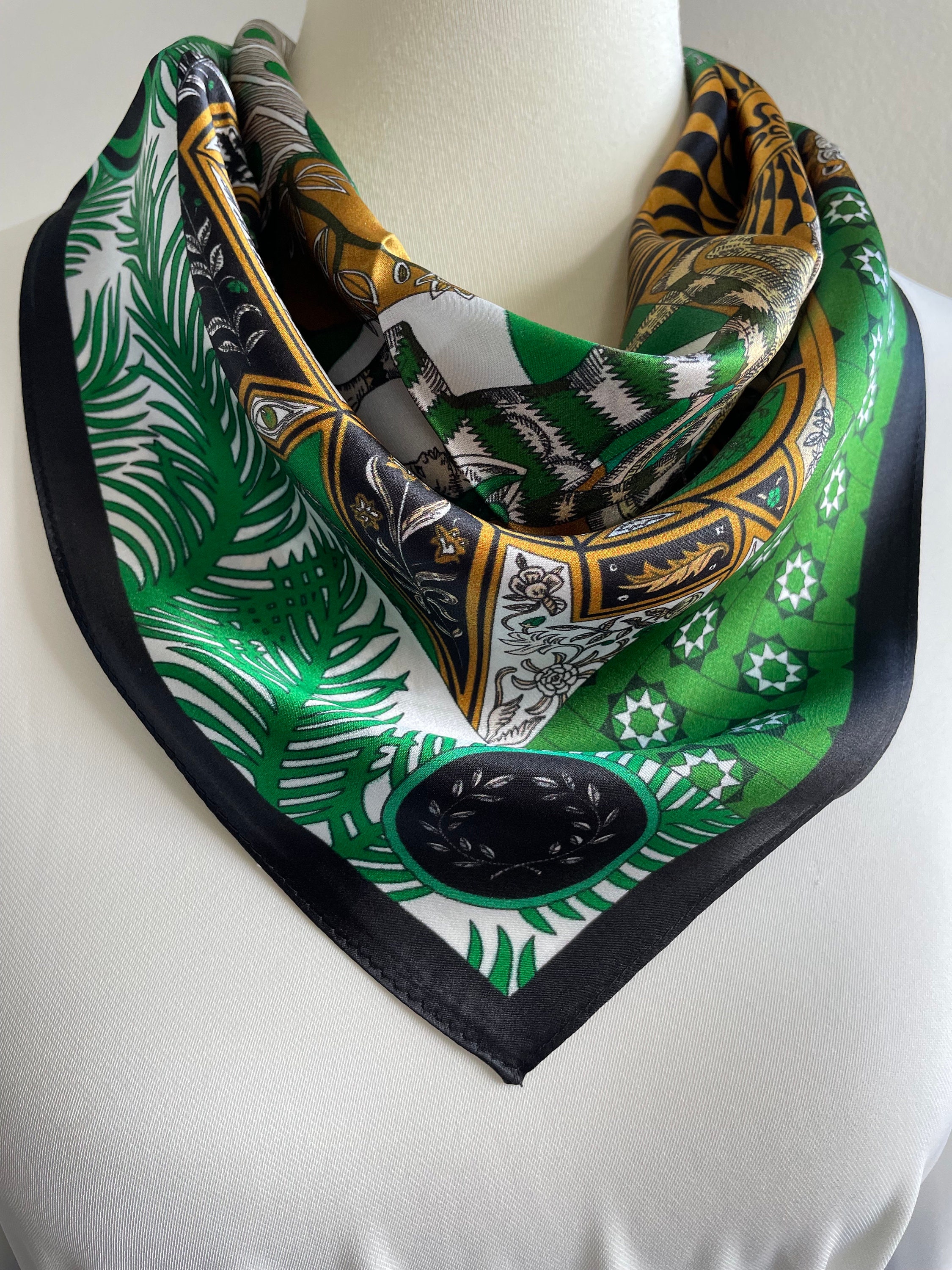 Kalinga Ashok Navy Blue Scarf Kmart Molli Echarpe Luxe Echarpe De