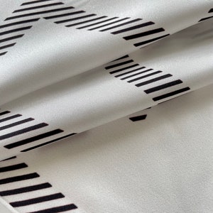 LEEZ White and Black Stripes Square Silk Scarf