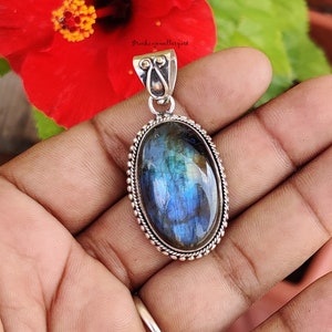 Labradorite Pendant, 925 Sterling Silver Labradorite Necklace, Blue Gemstone Pendant, Oval Shape Necklace, Silver Necklace, Pendant Jewelry
