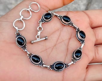 ハンドメイドオーバルブラックオニキスブレスレット：925スターリング
