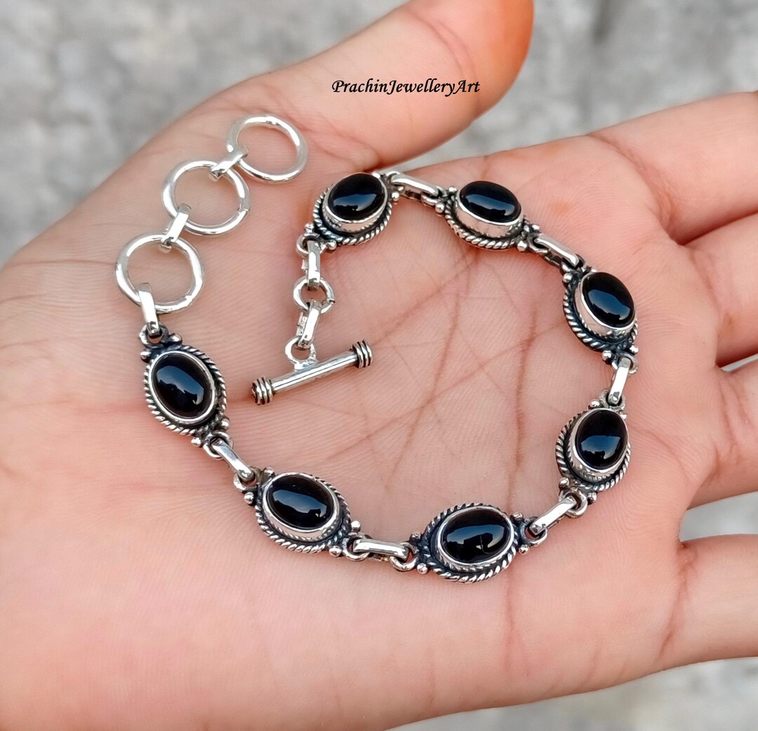 ハンドメイドオーバルブラックオニキスブレスレット：925スターリング