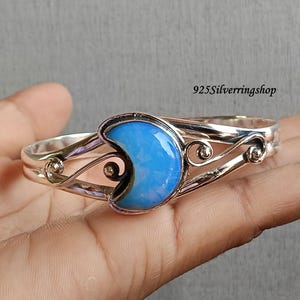 Australiskt opalarmband: Handgjorda bohemiska smycken i 925 sterlingsilver