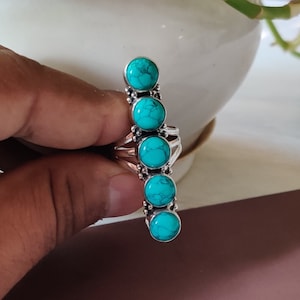 Handmade Sterling Silver Turquoise Ring: Women&#39;s Gemstone Jewelry